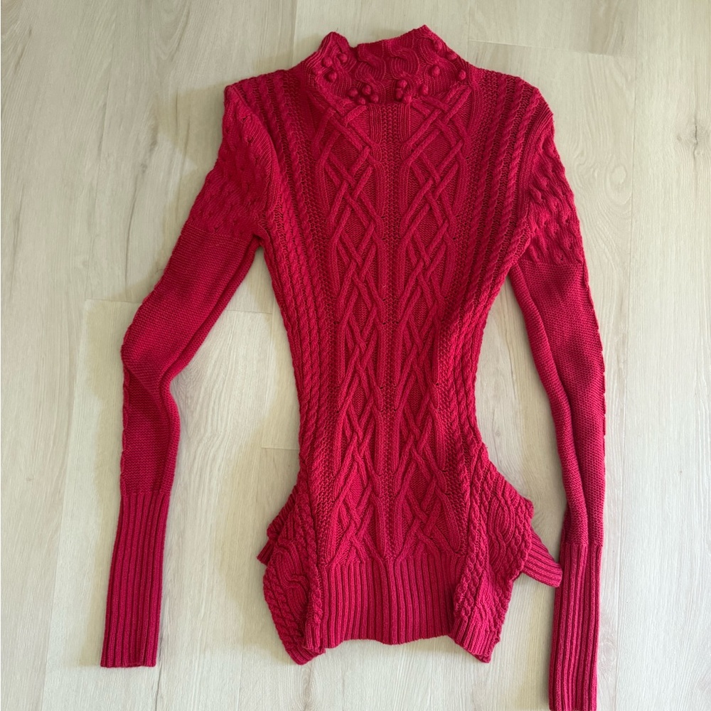 Bcbgmaxazria size xs Red Cable Knit Women's Sweater